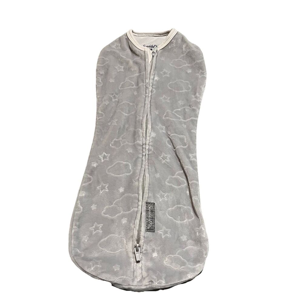 Swaddle Me Newborn NB Swaddling Sleep Sack Full Zip Soft Gray Stars & Clouds